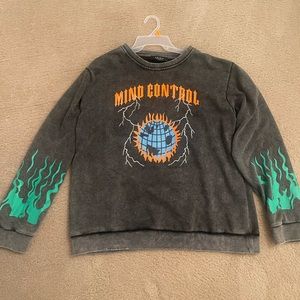 2x sweat shirt from Akira never worn